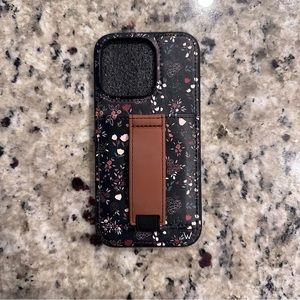 Walli Midnight Floral IPhone 14 Pro Case